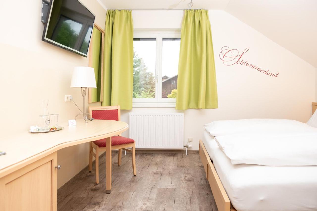 Gasthof Neuwirt Eugendorf Extérieur photo
