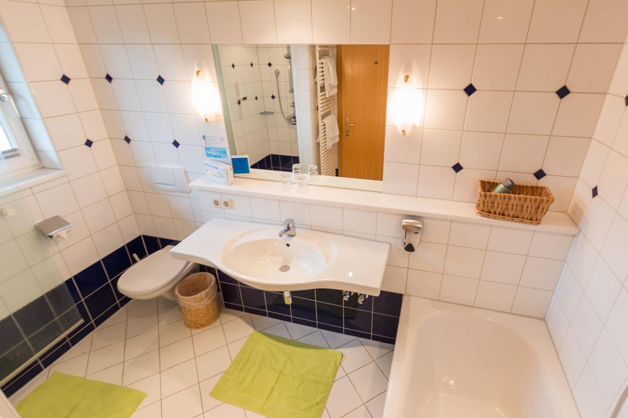 Gasthof Neuwirt Eugendorf Chambre photo